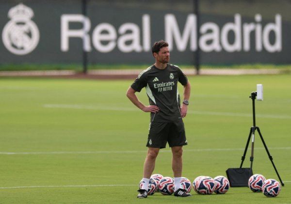 ASS: Alonso xem xét Madrid Der