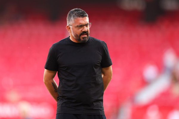 Gattuso ghi 13 bàn trong 3 t