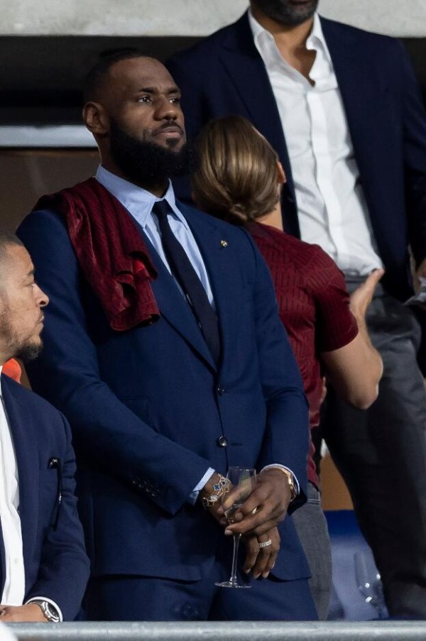 Perkins: Lịch trình của Jame