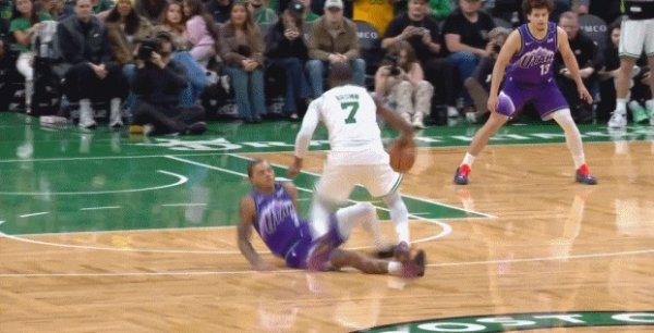 Đây không phải là phạm lỗi sao