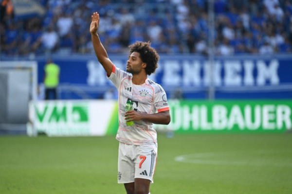 Gnabry đạt cột mốc 300 trận ch