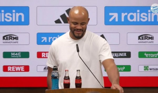 Neuer mắc sai lầm? Kompany: 